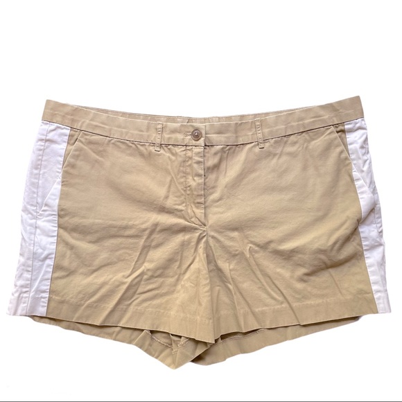 GAP Women’s Khaki Shorts with White Side Stripe - Picture 1 of 6